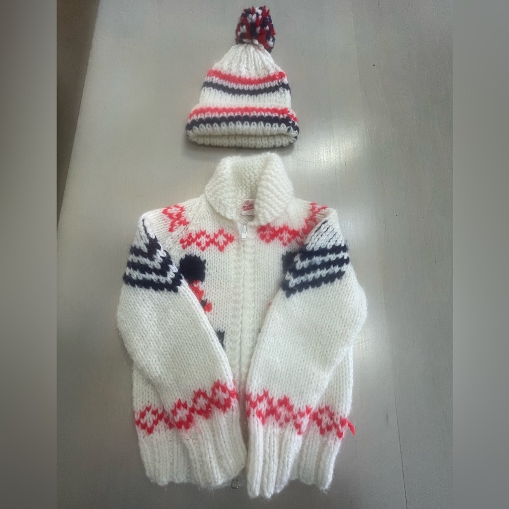 Vintage 70s Mary Maxim Cowichan Soldiers sweater